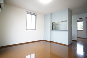 アルブル2番館 101号-2