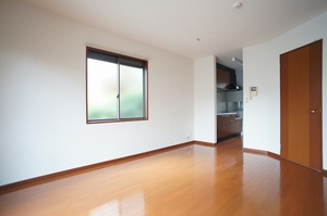 グランドール湘南Ｂ 102号-2