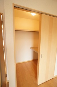 フォレ・コリーヌ 202号-6