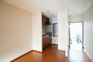 ファミール中央林間A B 102号-3