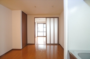 ファミール中央林間Ａ　Ｂ 203号-4