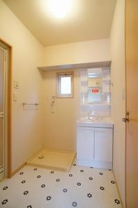 エミグランドD棟 101号-6