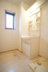 ルミエール・コミヤマ 305号-9