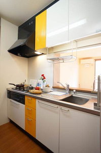 トワ　オランジュＡ 101号-3