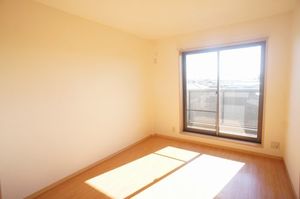 フェンテ南館 302号-3