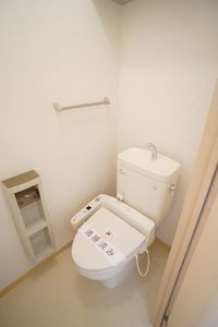 代官スプリングスＡ 202号-9