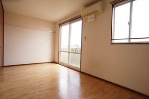 ユーチャリスＢ 202号-4