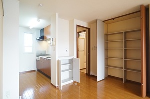 モンテベルデ長坂 202号-4