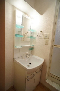 シャトル臼居 102号-9