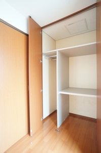 サンシャインヒルズ湘南 201号-6