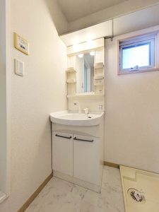 セレわらび山 201号-9