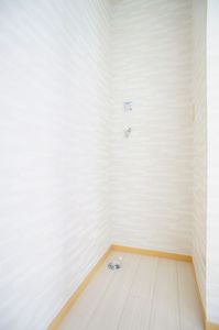 ウィンズ平間 201号-11