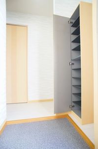 ウィンズ平間 201号-12