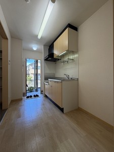 ディアコート東戸塚 102号-2