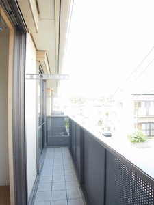 メゾン　ド　クレセール 202号-5