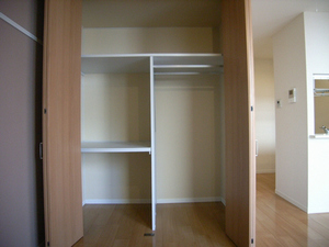 コートプルメリア 203号-5