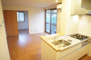 フローラル平戸Ｃ 201号-2