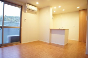 フローラル平戸Ｃ 201号-4