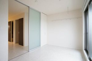 リリー・レジデンス港南 303号-5