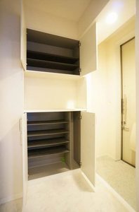 リリー・レジデンス港南 303号-12