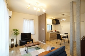 ヤマイチハイツ壱番館 103号-2