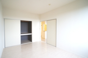 メゾンルミエールⅢ 101号-5