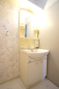 メゾンルミエールⅢ 101号-9