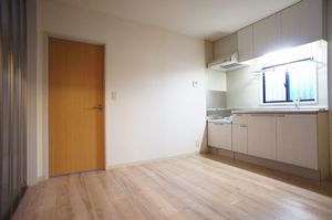 ソレイユ湘南 102号-5