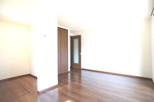 シャルム弐番館 102号-4