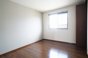 ヴィルヌーブＥ 201号-6