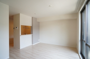 ヴィラ フローラ アイリス 101号-3