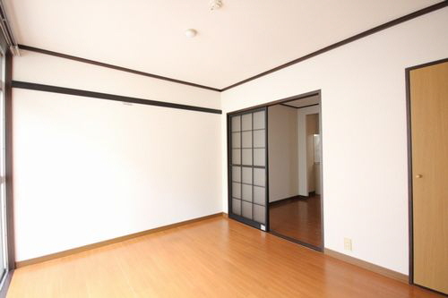 ブランドール金沢文庫 101号-8