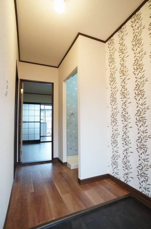 フラワーハイツ　Ｃ 202号-2