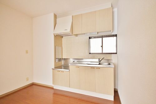 ヴェルドール港南台 202号-6