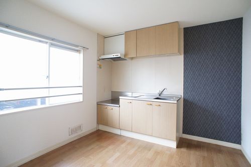 コ-ポラス銀河 202号-6