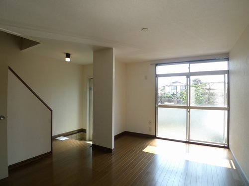 メゾネット香川 102号-2