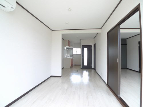 ポート・ヴィレッジ 102号-2