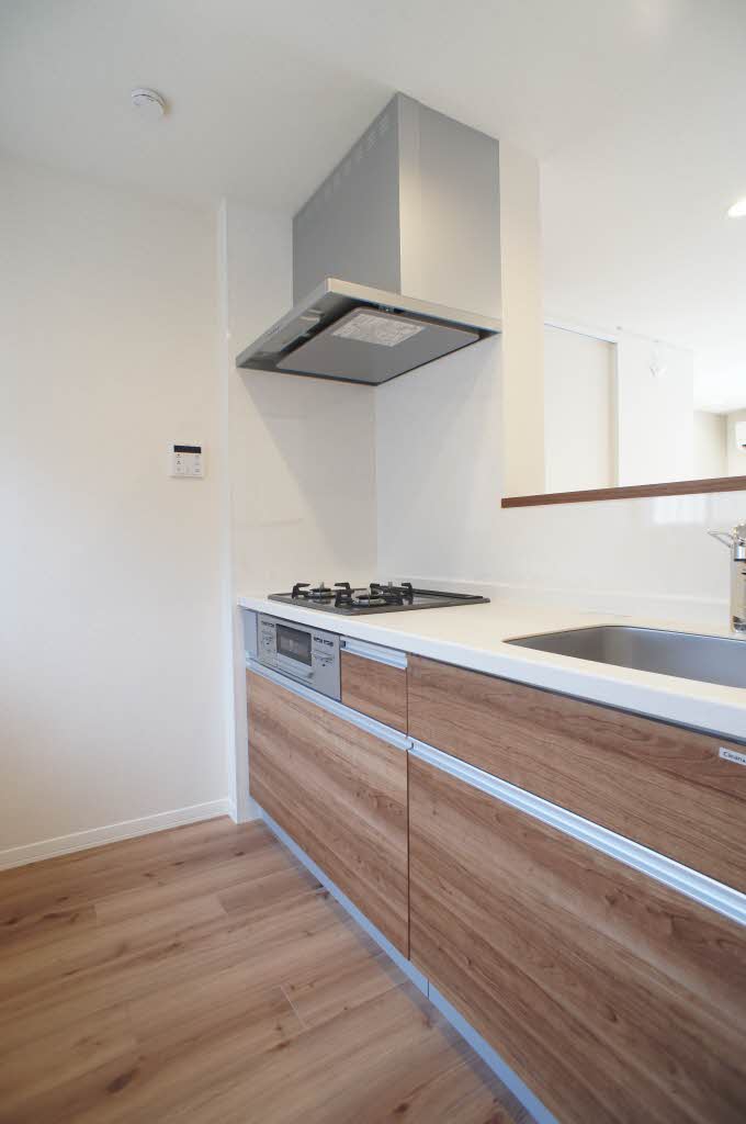 ファミ―ル C 201号-5