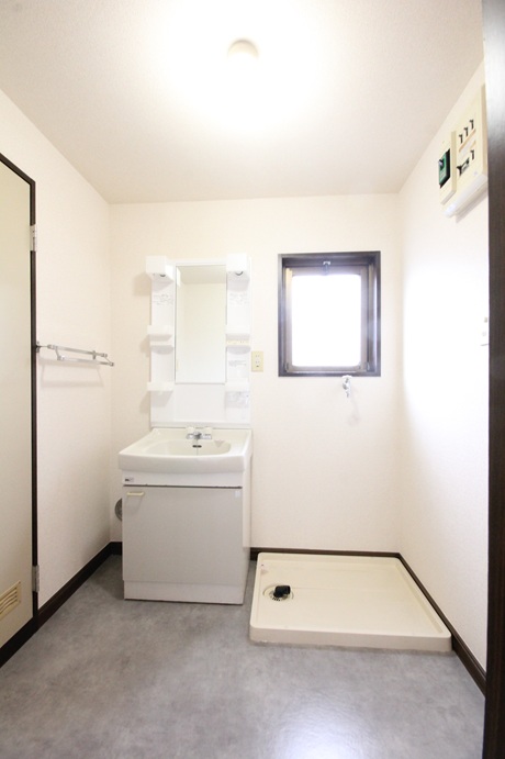 ウッディベル・港南 201号-12