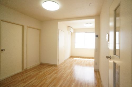 メゾンＩＫＥＤＡ 202号-2