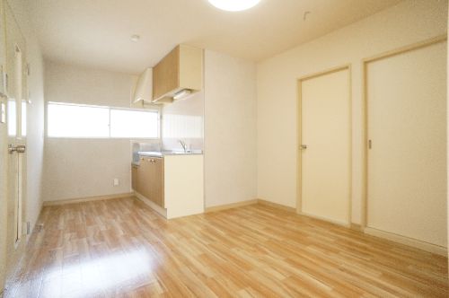 メゾンＩＫＥＤＡ 202号-3