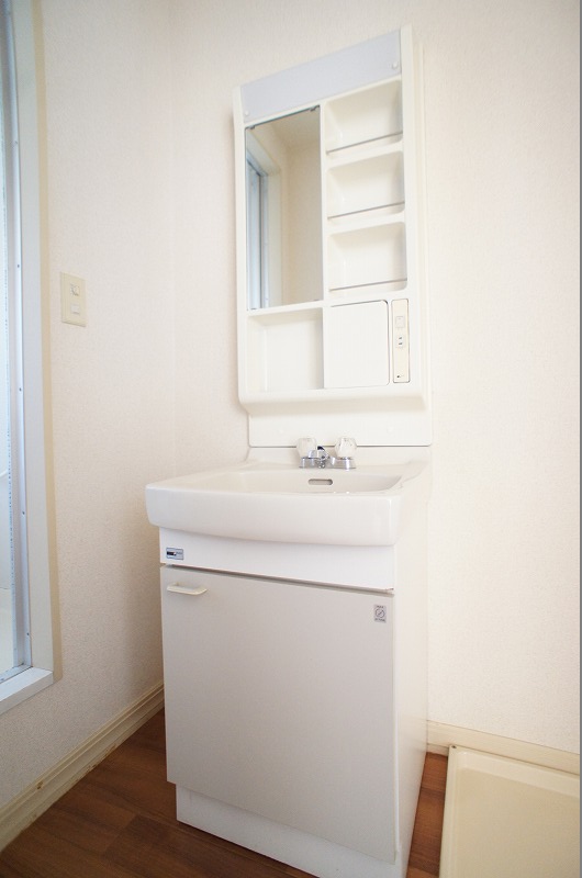 サニーフラツト 201号-10