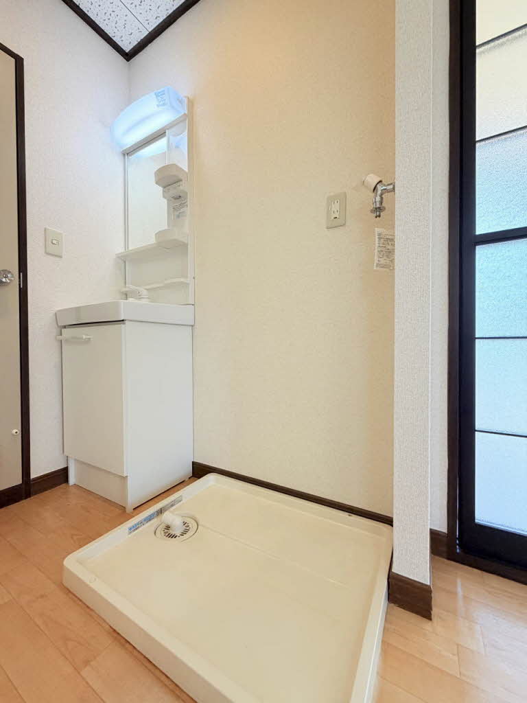 ウェルメゾン和泉 105号-9