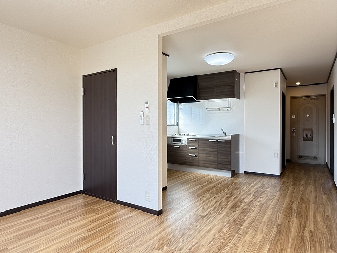 ドエル山際 203号-3