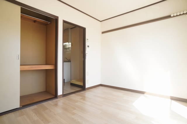 コートｉＶＹ 302号-5