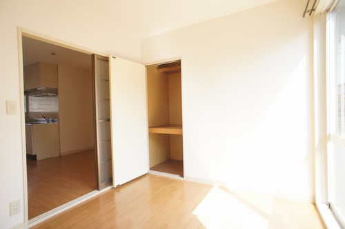 ファミール綾瀬 102号-5