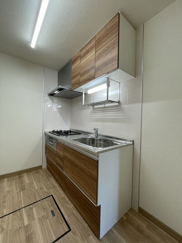 ＷＥＳＴ　ＨＩＬＬＳ　Ａ 102号-5