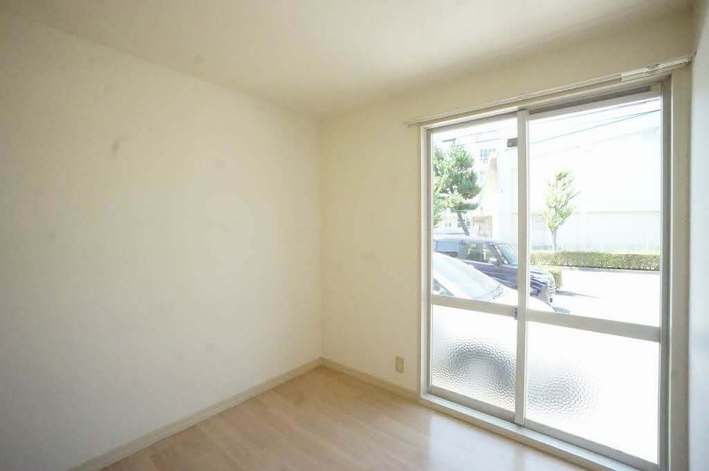 ＳＵＮＮＹ　ＨＩＬＬＳ　Ｂ 102号-7