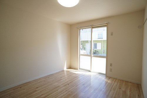 ドゥ・ルミエール 102号-5