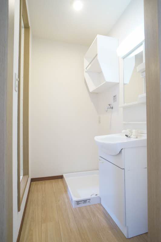 コスモフラッツ　Ａ 102号-8